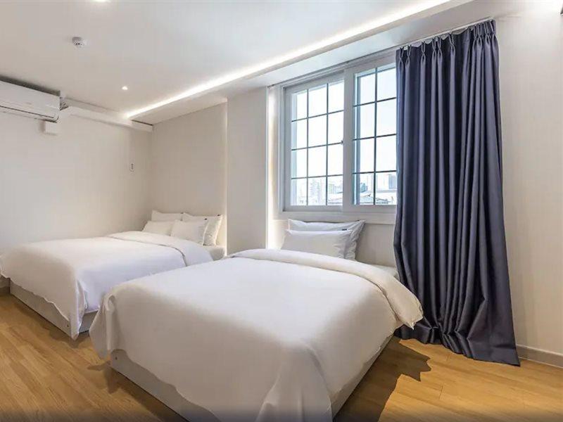 H Avenue Chuncheon Hotel Екстериор снимка
